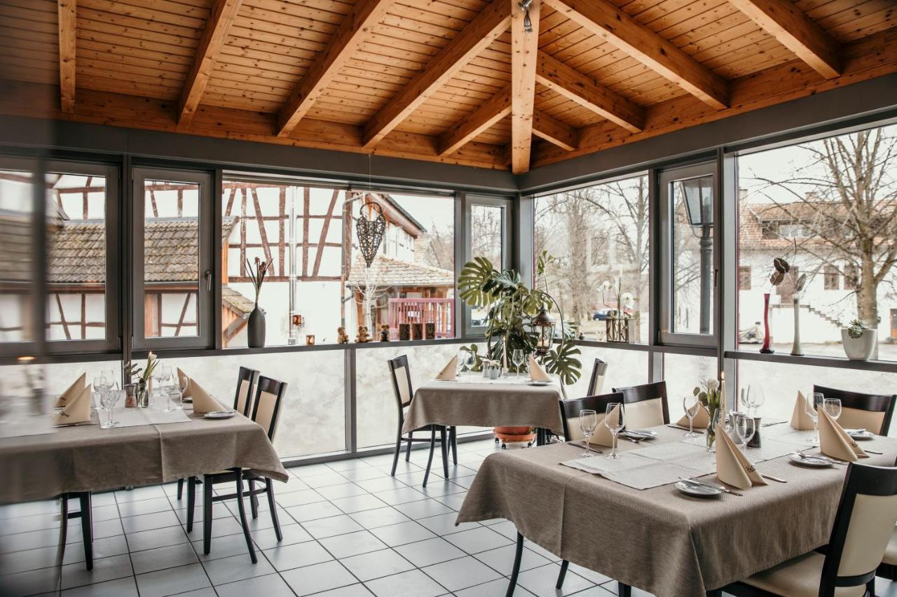 Landgasthof Krone Möckmühl Buitenkant foto